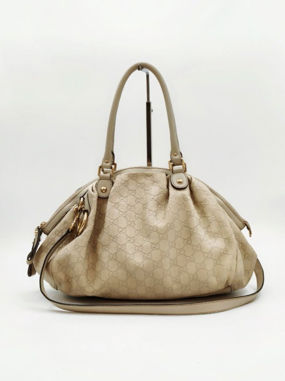 Gucci Guccissima Leather Shoulder Bag Off White / Cream